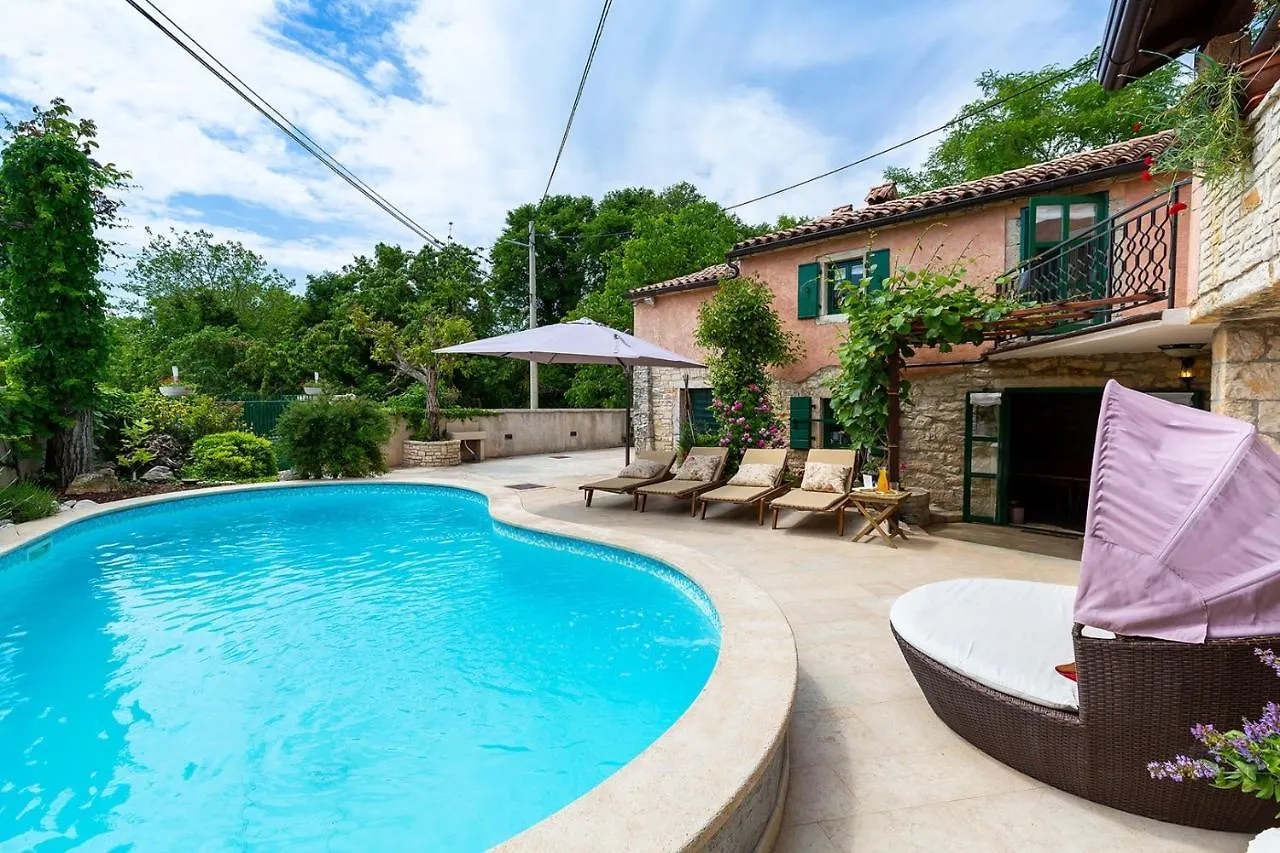 Authentic House Villa Albazora In Central Istria Žminj 0*,