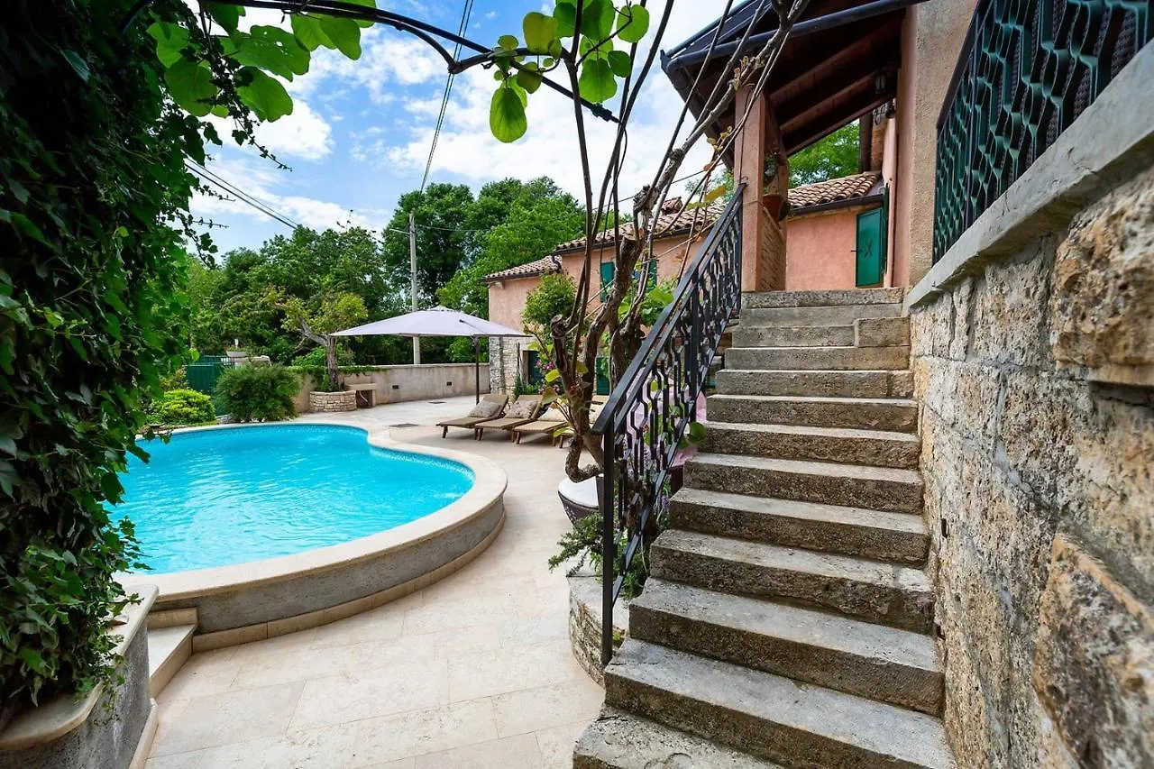 Authentic House Villa Albazora In Central Istria Žminj