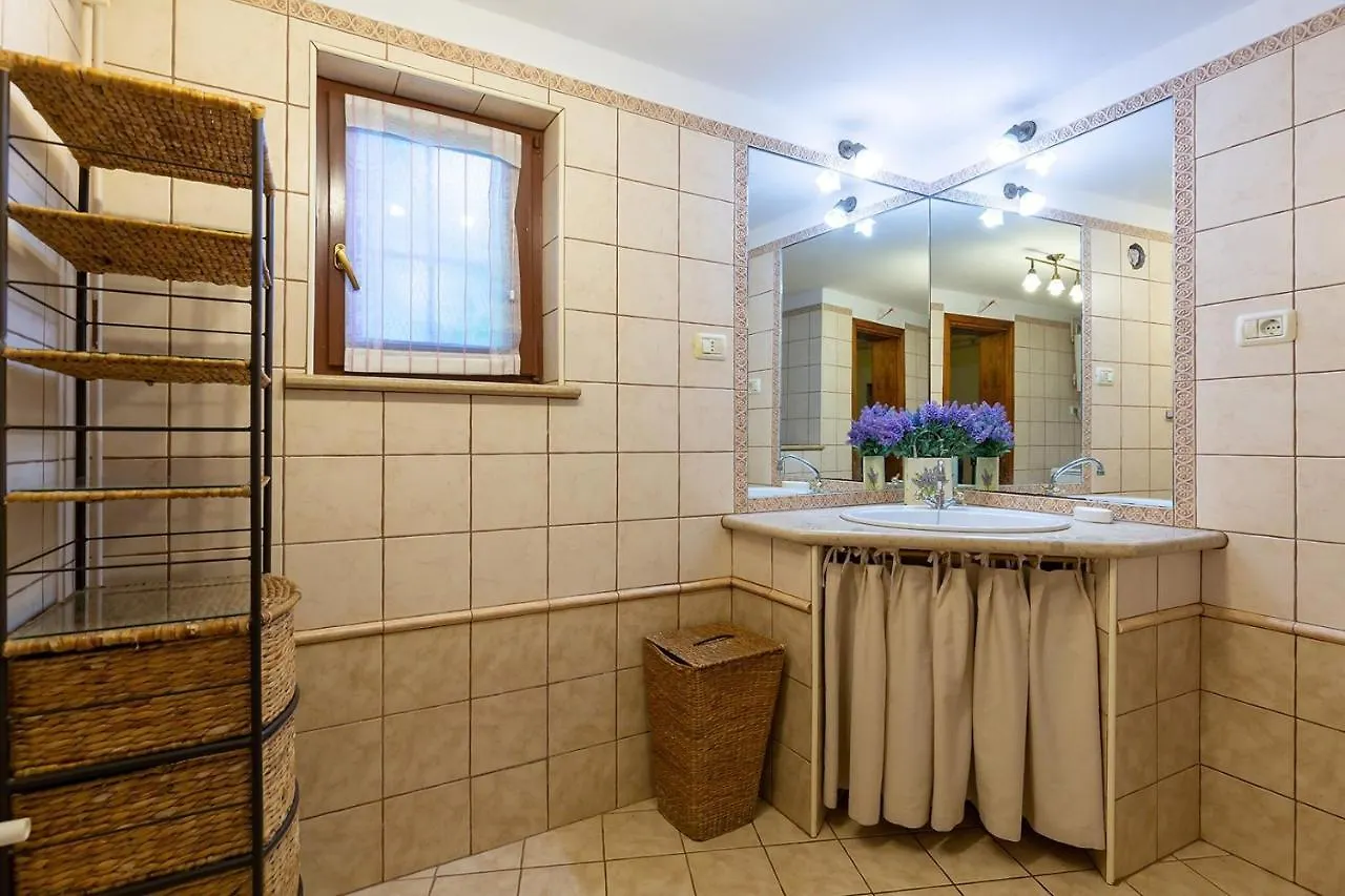 Authentic House Villa Albazora In Central Istria Žminj